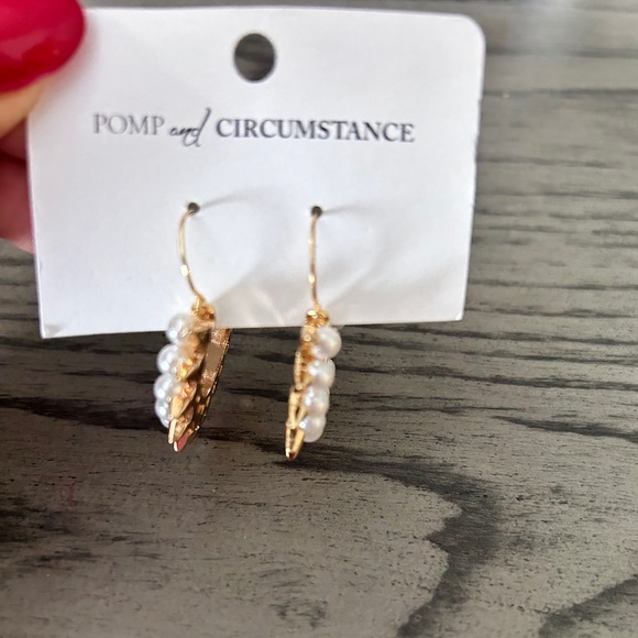 Spiky Gold Earrings - Picture 3 of 3